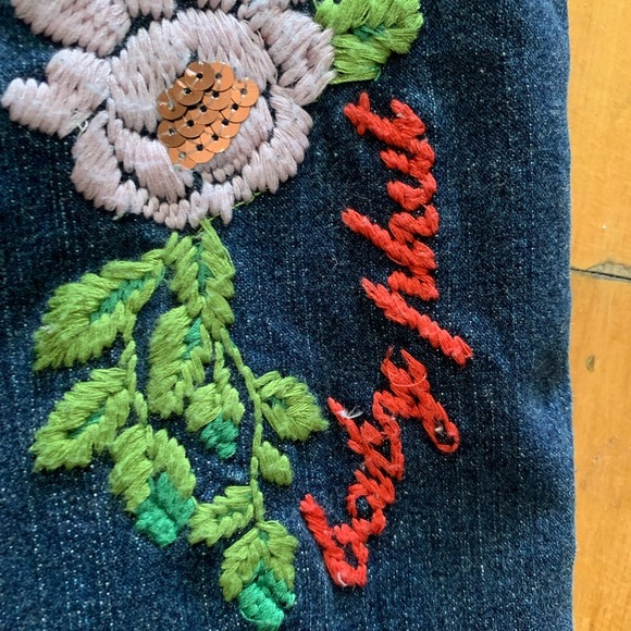 Vintage y2k baby phat nwt Embroidered Floral Blue flare
 Jeans low waisted boho - Picture 4 of 14